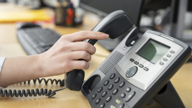 close-up-person-working-call-center